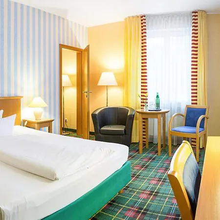 Waldzeit Berlin-gruenau 酒店 4*