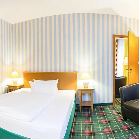 ホテル Waldzeit Berlin-gruenau ベルリン