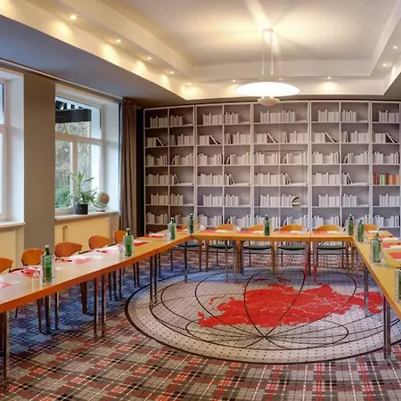 ホテル Waldzeit Berlin-gruenau 4*