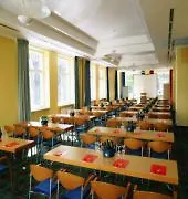 ホテル Waldzeit Berlin-gruenau 4*