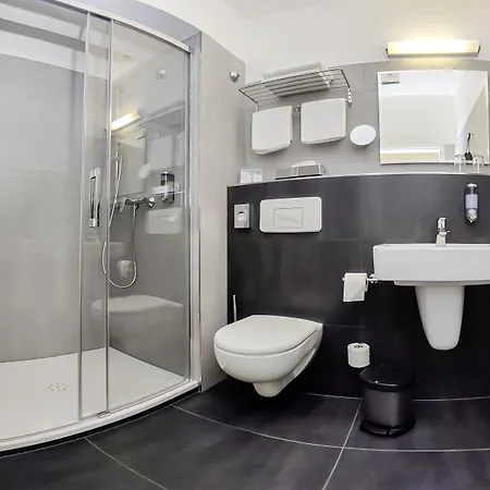 Szálloda Gruenau 4*